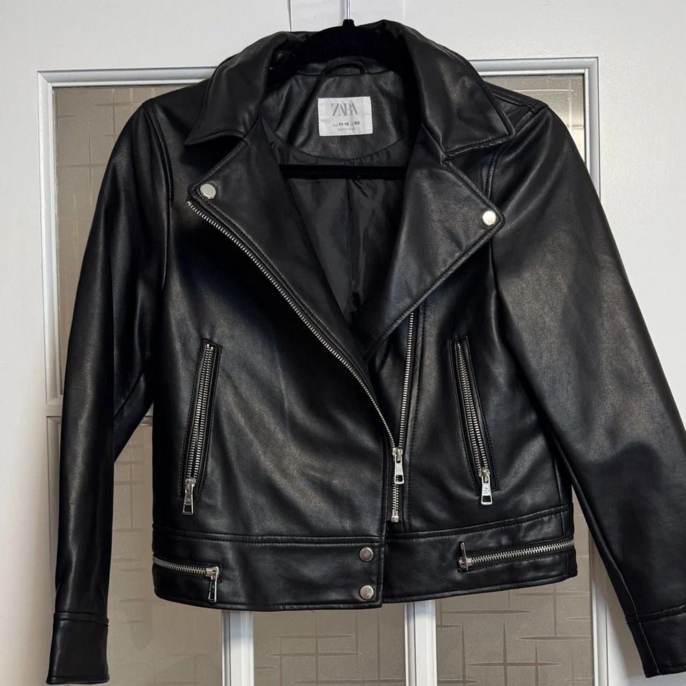 Zara Sleek Black Biker Jacket